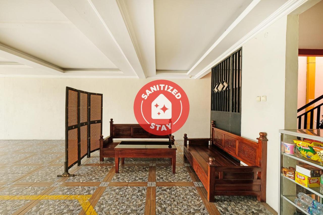 Oyo 91453 Hotel Srikandi Gejayan Maguwo Exterior photo